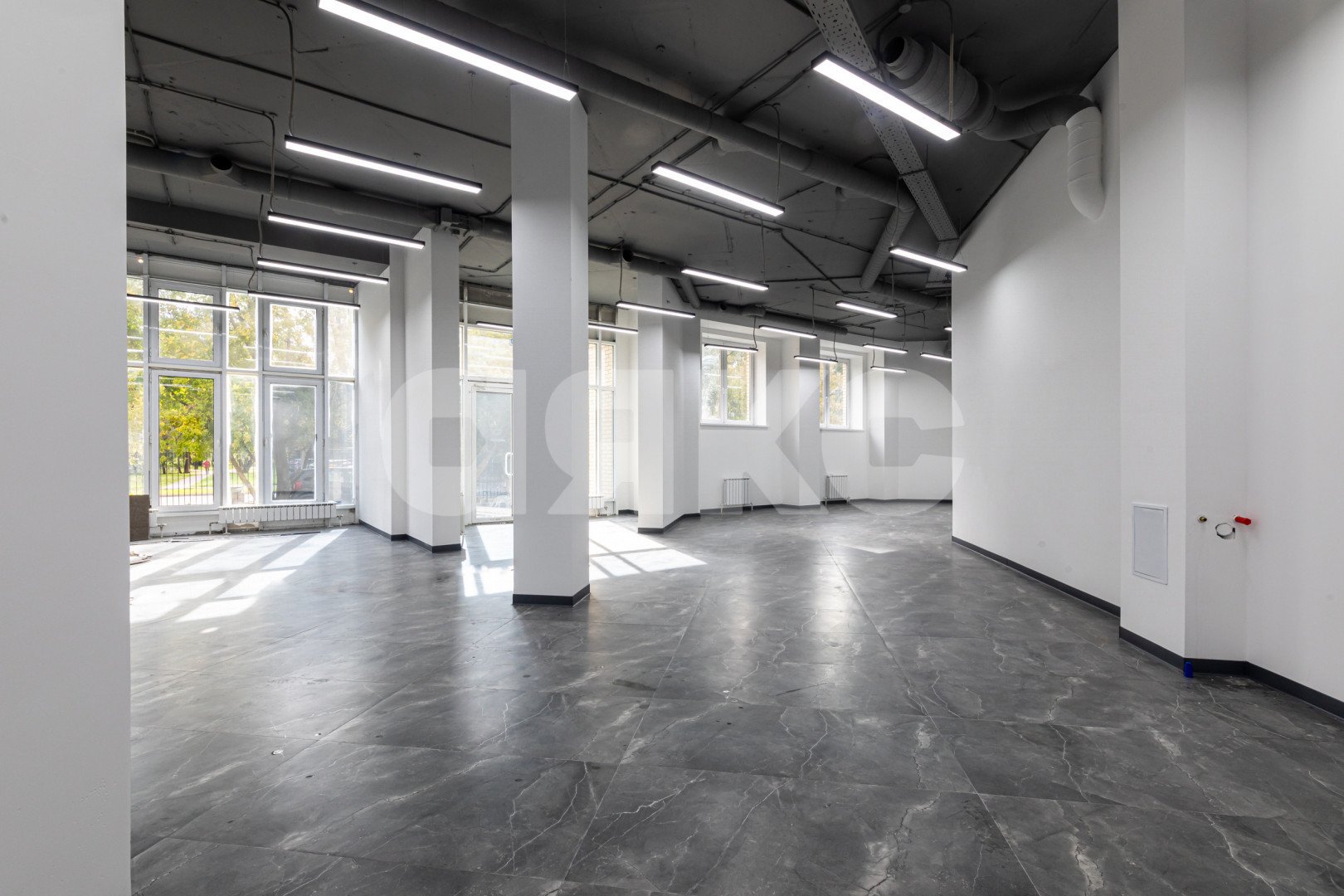 Фото №9: Коммерция 907 м² - Москва, р. Лосиноостровский, ул. Челюскинская, 9