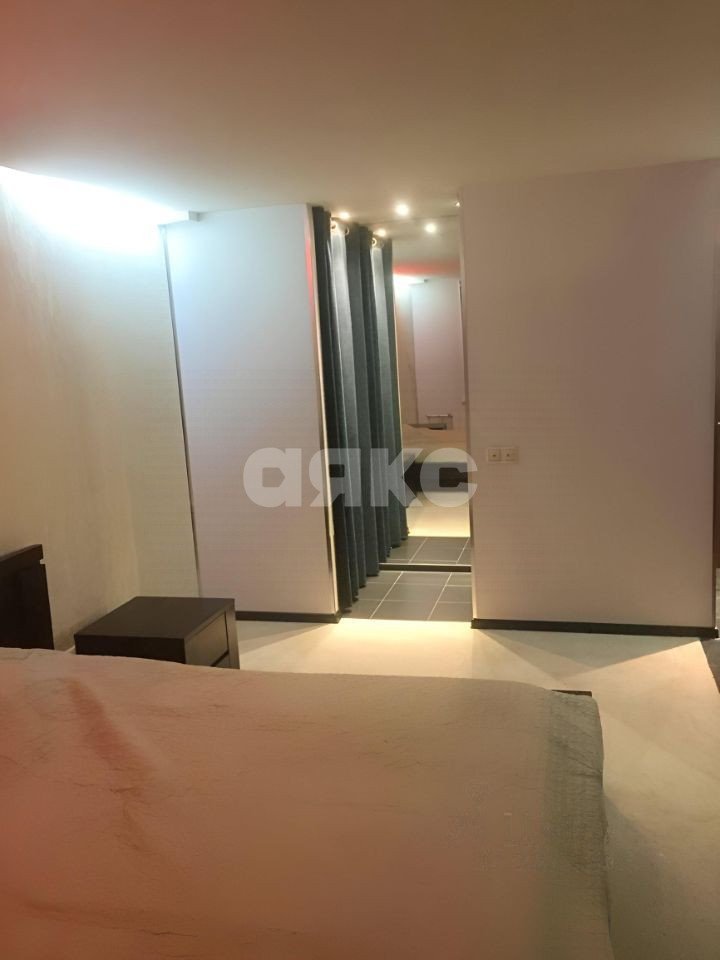 Фото №3: 1-комнатная квартира 42 м² - Москва, Западный административный округ, р. Раменки, ул. Пырьева, 7А