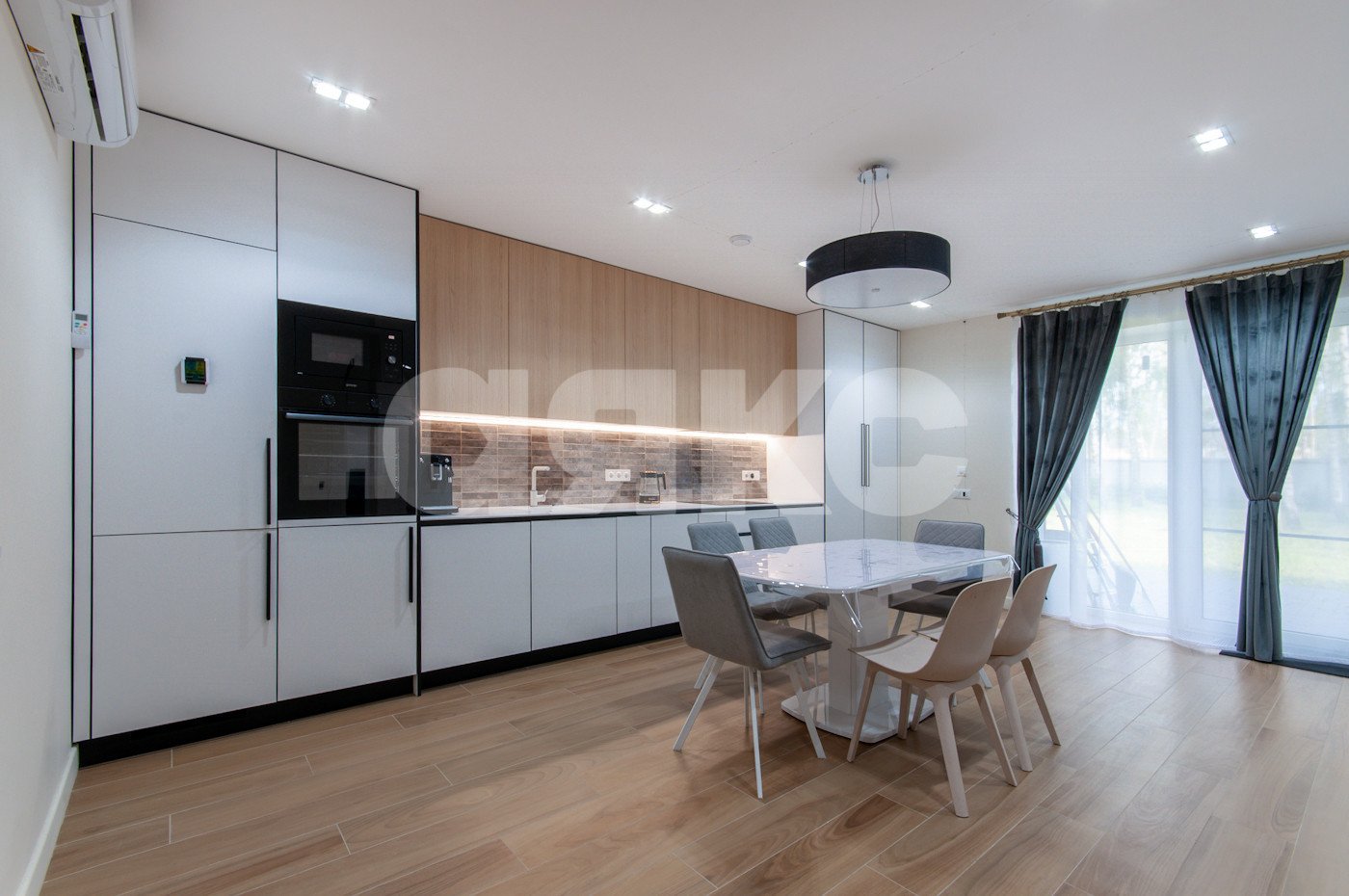 Фото №1: Дом 200 м² + 4 сот. - Козенки, мкр. КП Новорижская усадьба-3, 101