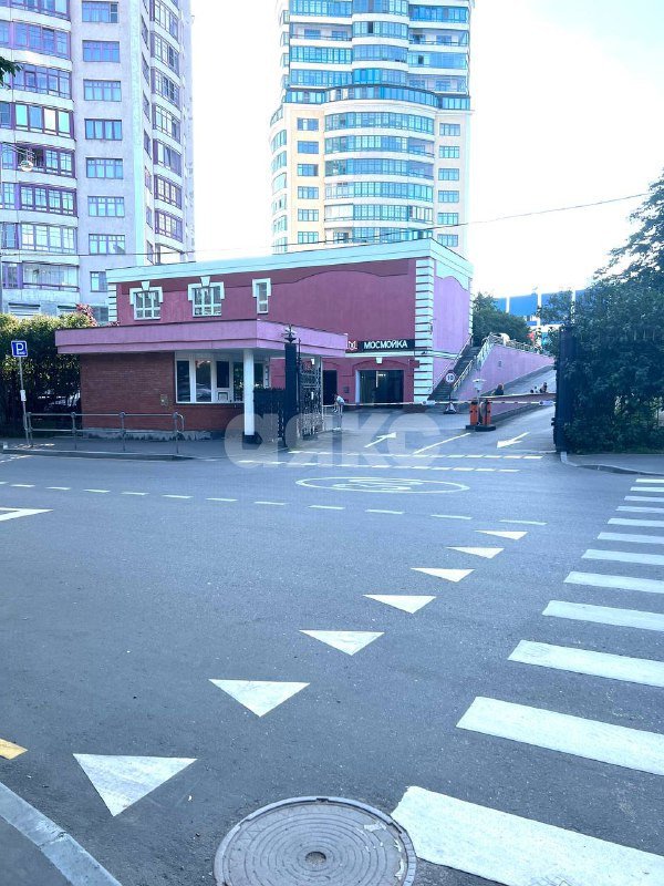 Фото №21: 4-комнатная квартира 162 м² - Москва, ул. Маршала Бирюзова, 32к1